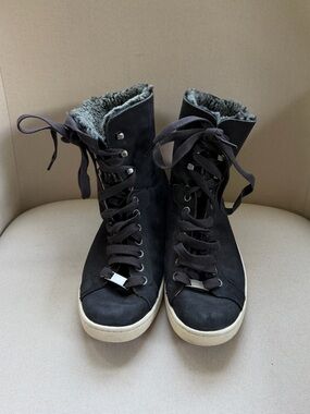 UGG Starlyn Shoes Women's 9.5 Black Gray Nubuck Shearling High Top Sneaker Boots